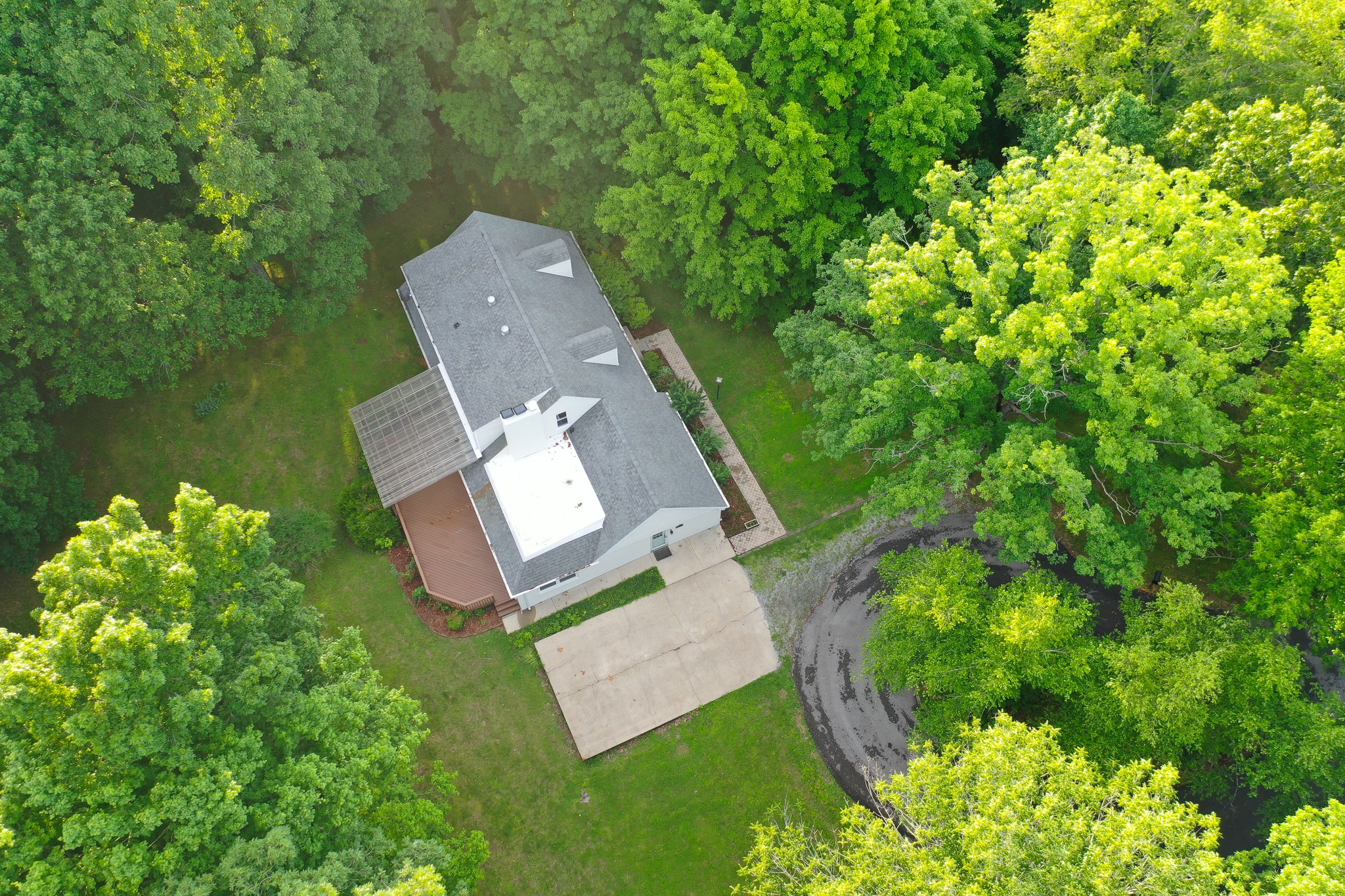 339 Thompson Ln