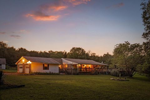 39 Rock Haven Lane Chickamauga GA 30707