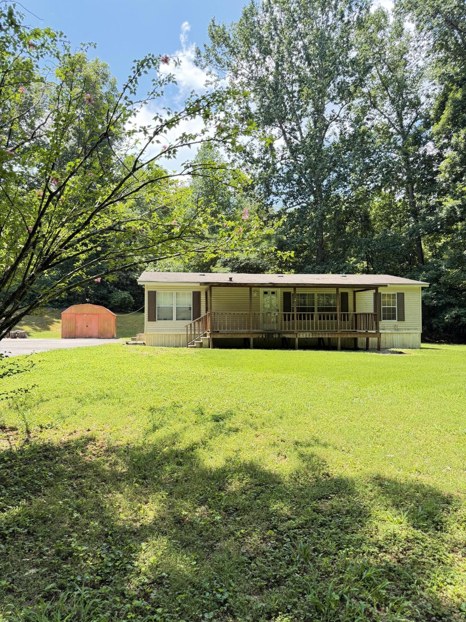 Photo 1 of 30 — 192 Lookout Tower Road NW, Charleston, TN 37310