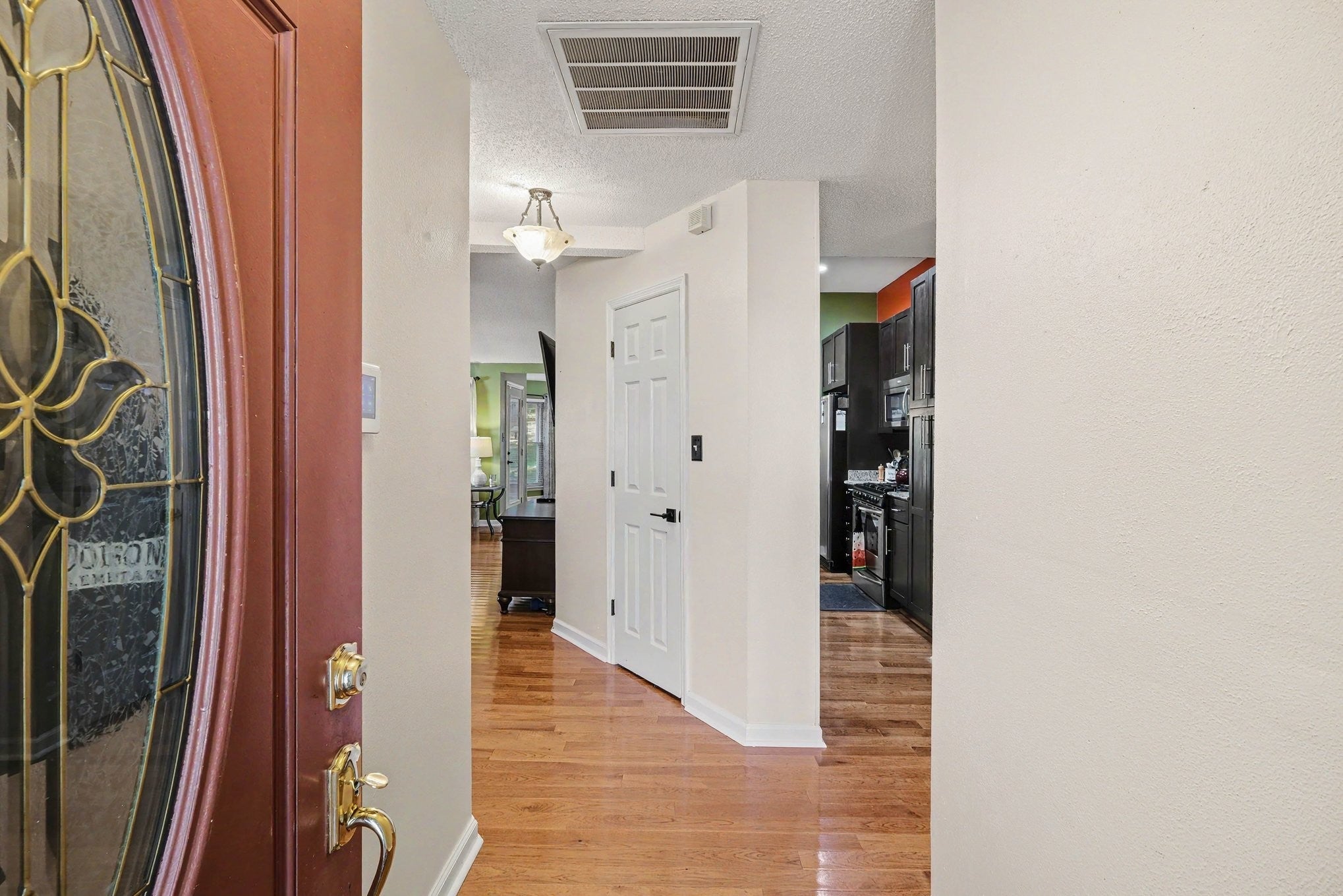 1201 Jacksons View Rd