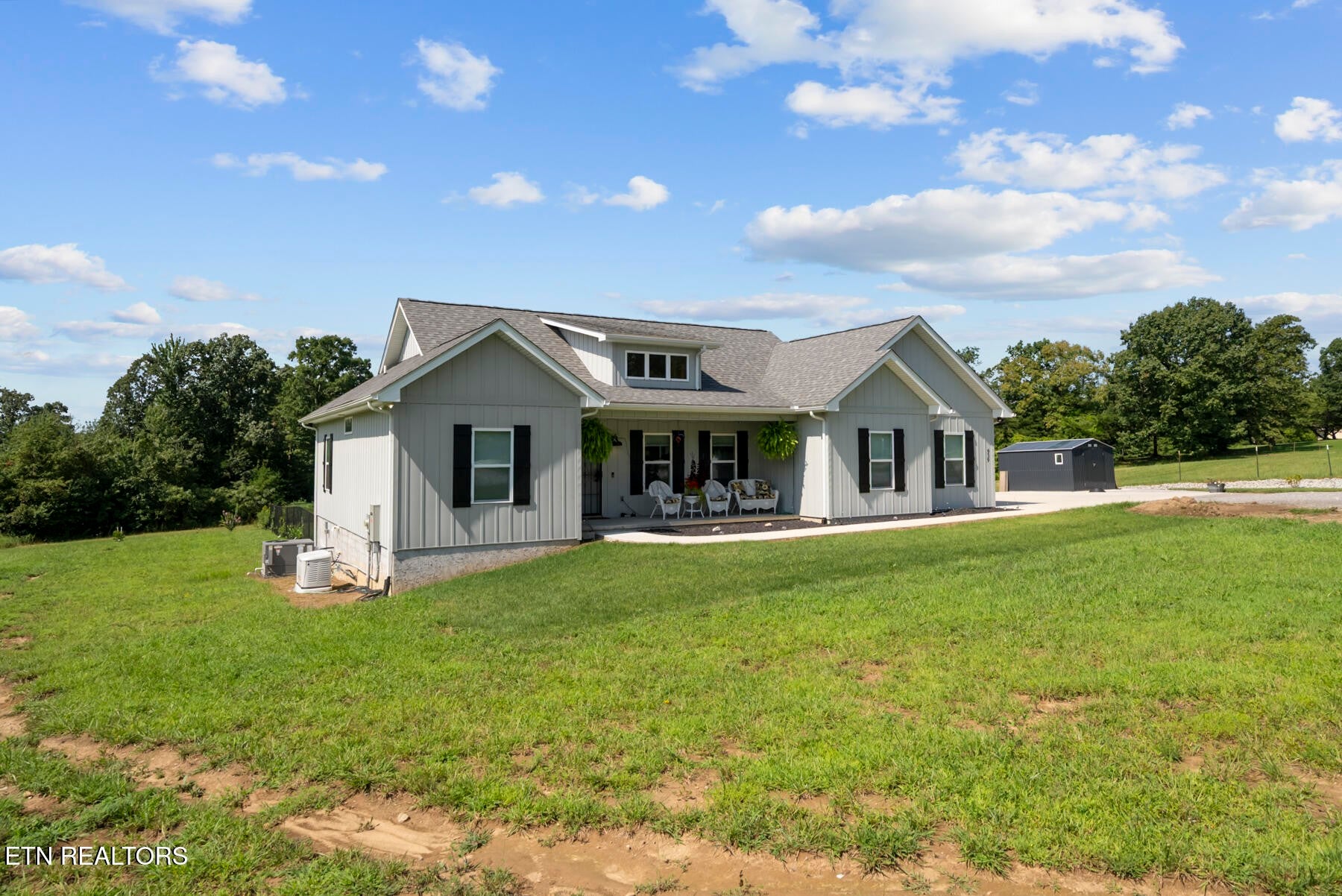 939 Clear Creek Rd
