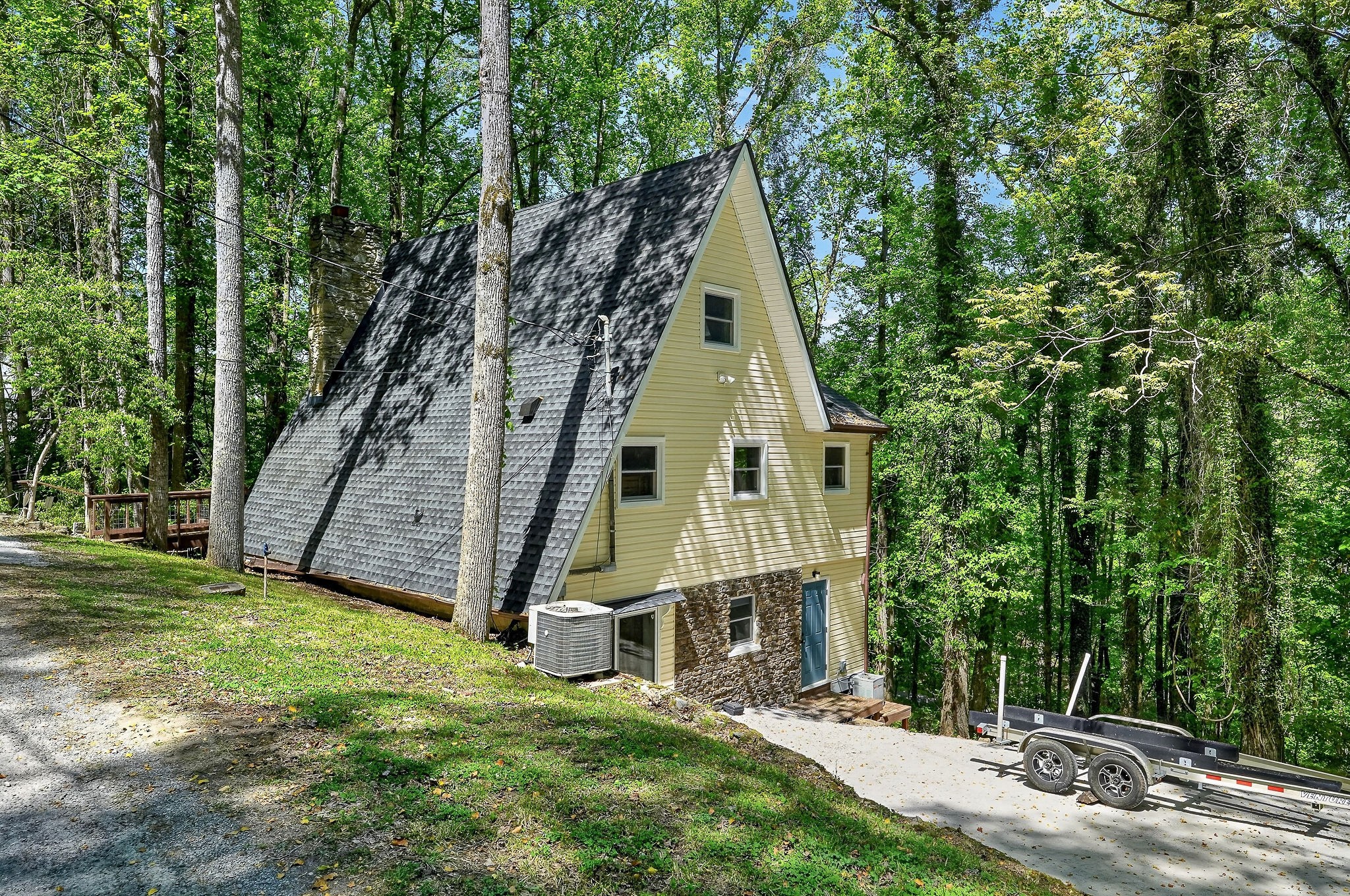 280 Hurricane Hill Rd