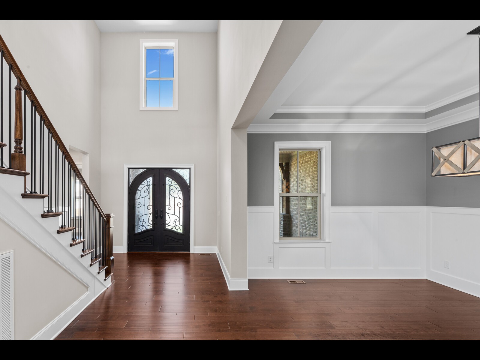 5700 Nola Dr