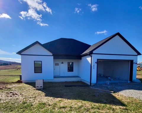 809 Okalona Rd Rickman TN 38580