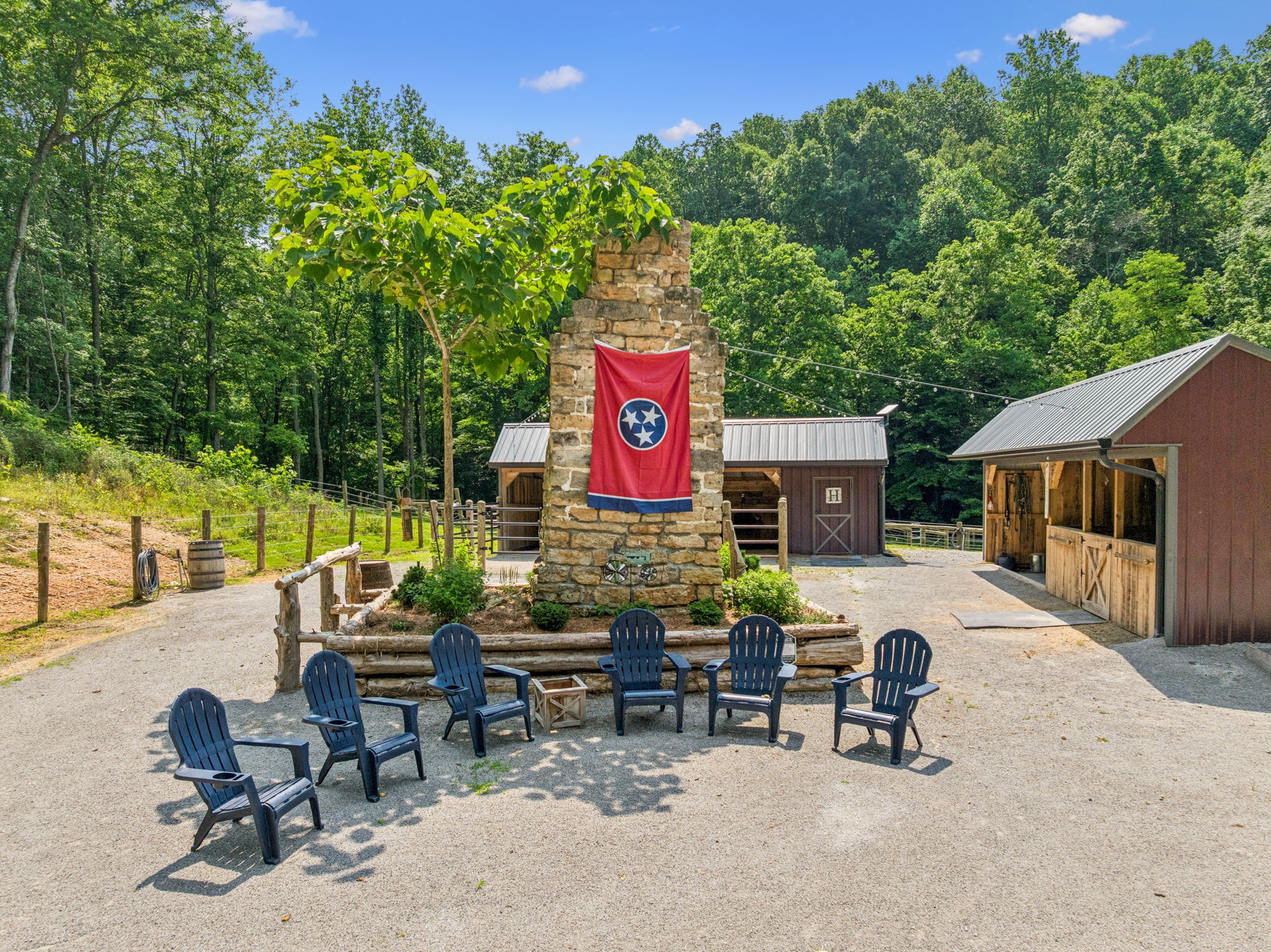 2806 Haywood Hollow Rd