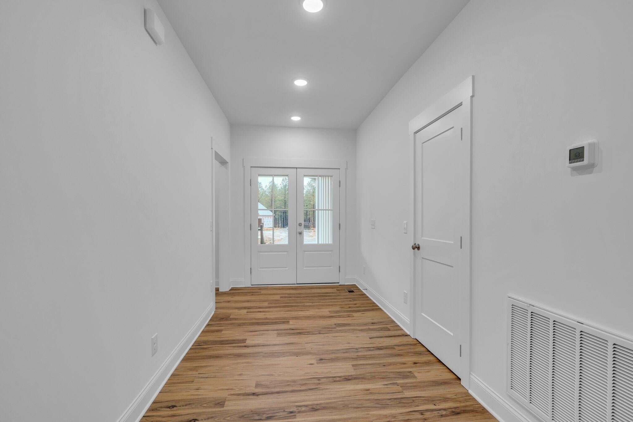 1075 Cumberland Circle