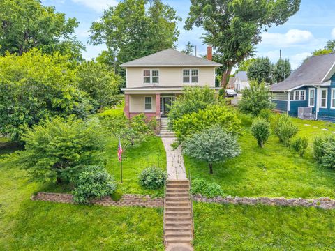 440 N 2nd St Clarksville TN 37040