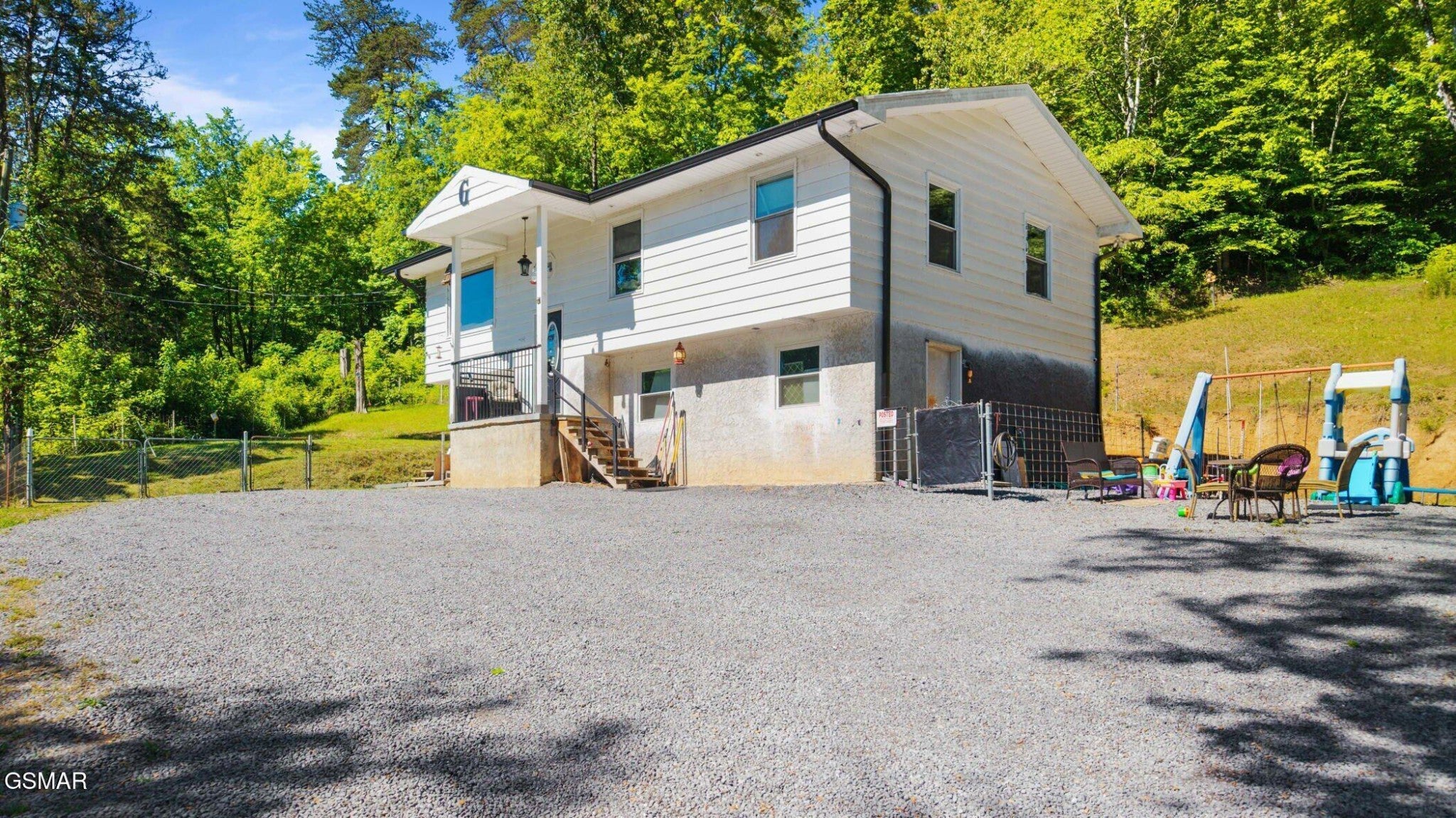 1209 E Bullrun Valley