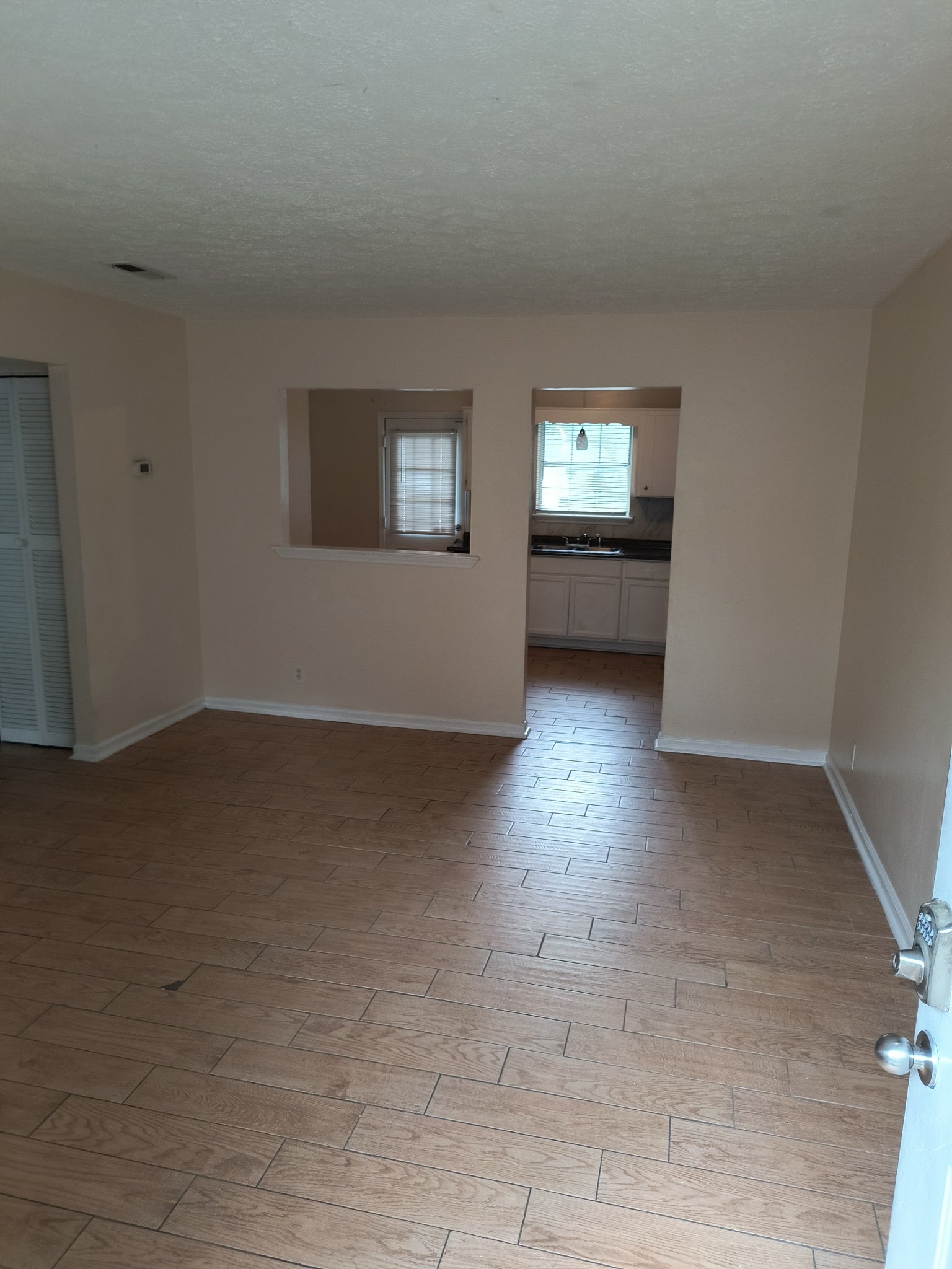 306 Prince Ave B