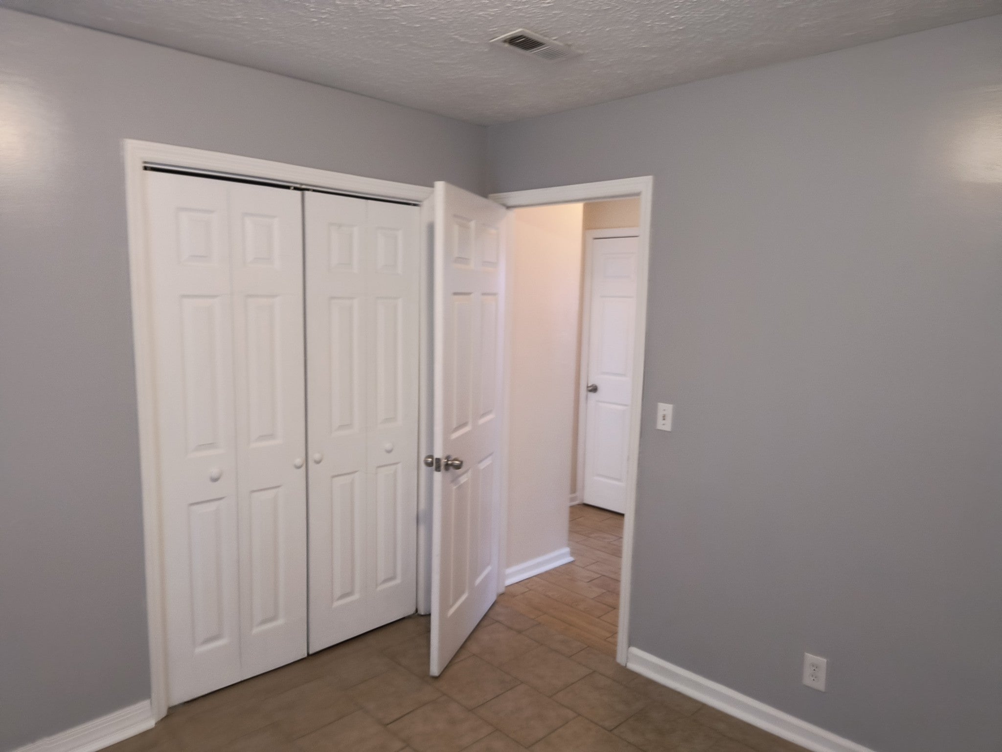 306 Prince Ave B