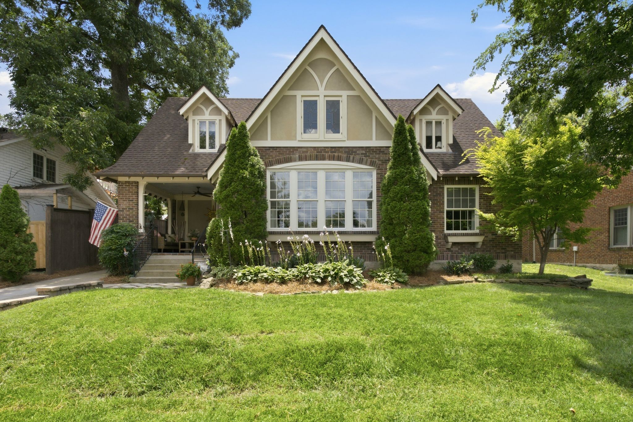 5-bed home for sale in Nashville, TN 37212, 2519 Fairfax Ave 2519 Fairfax Ave, Nashville TN 37212 5-bed home, photo 1 of 60