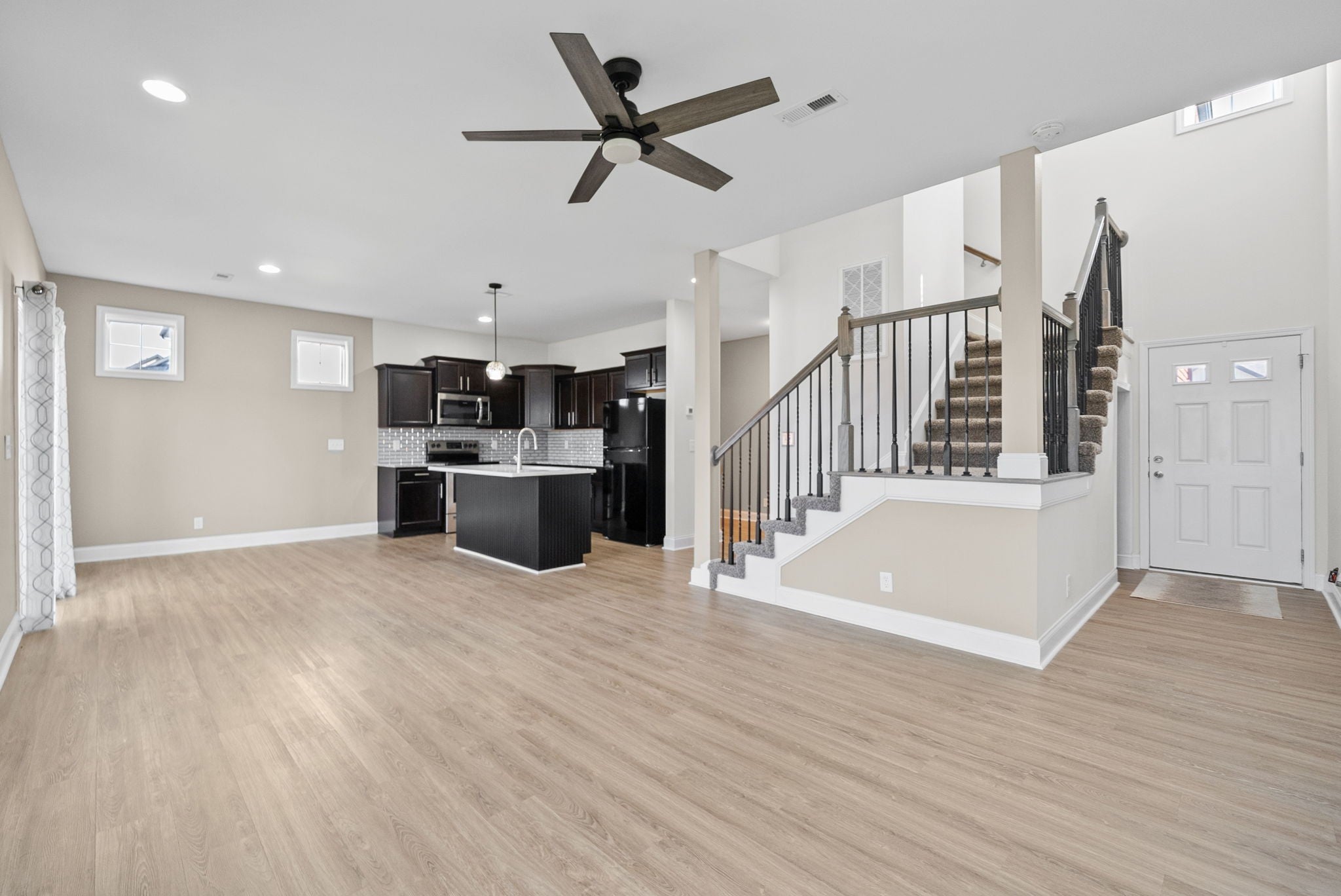 813 Marksman Ct