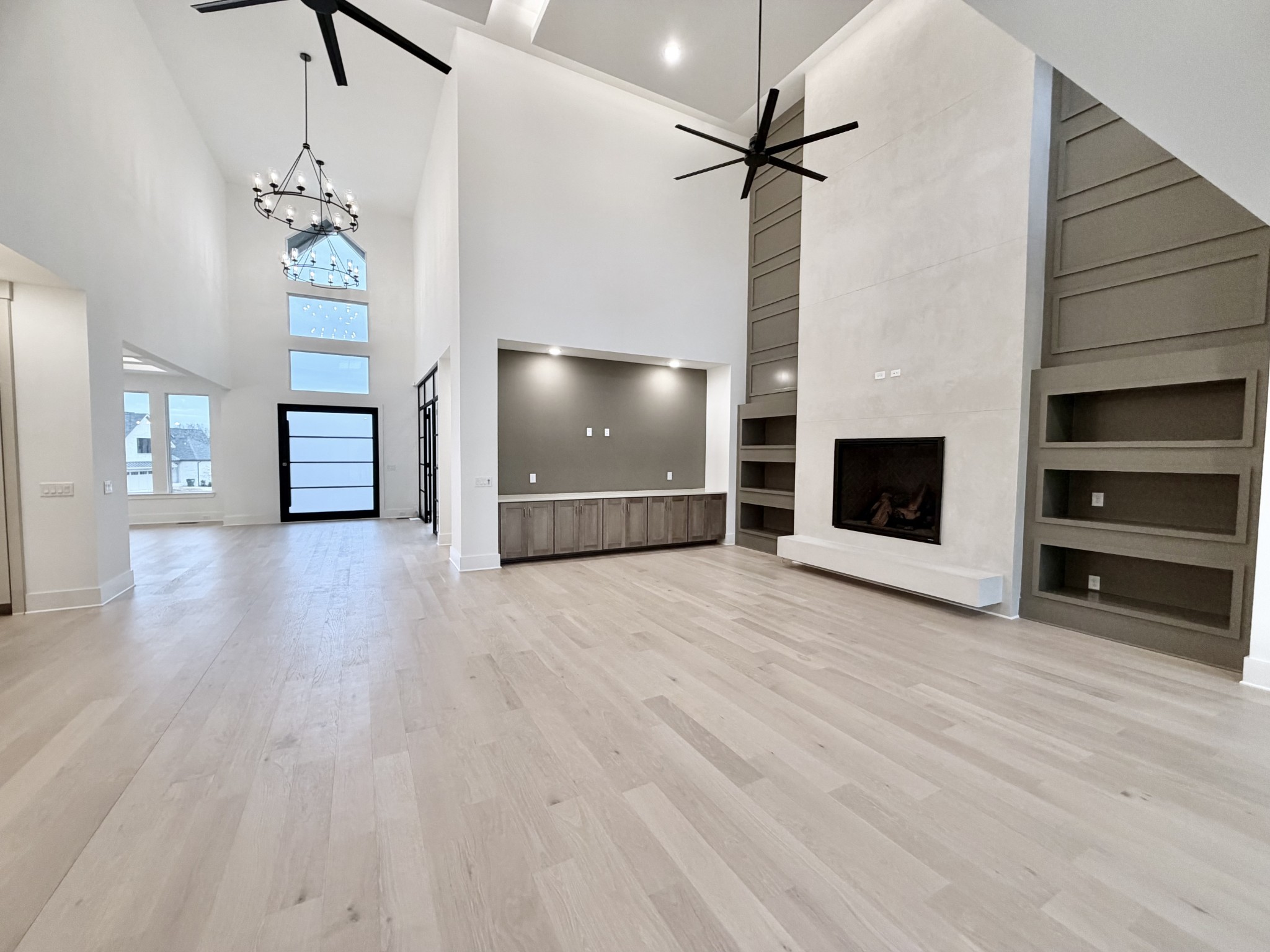 8122 Boiling Springs Pl