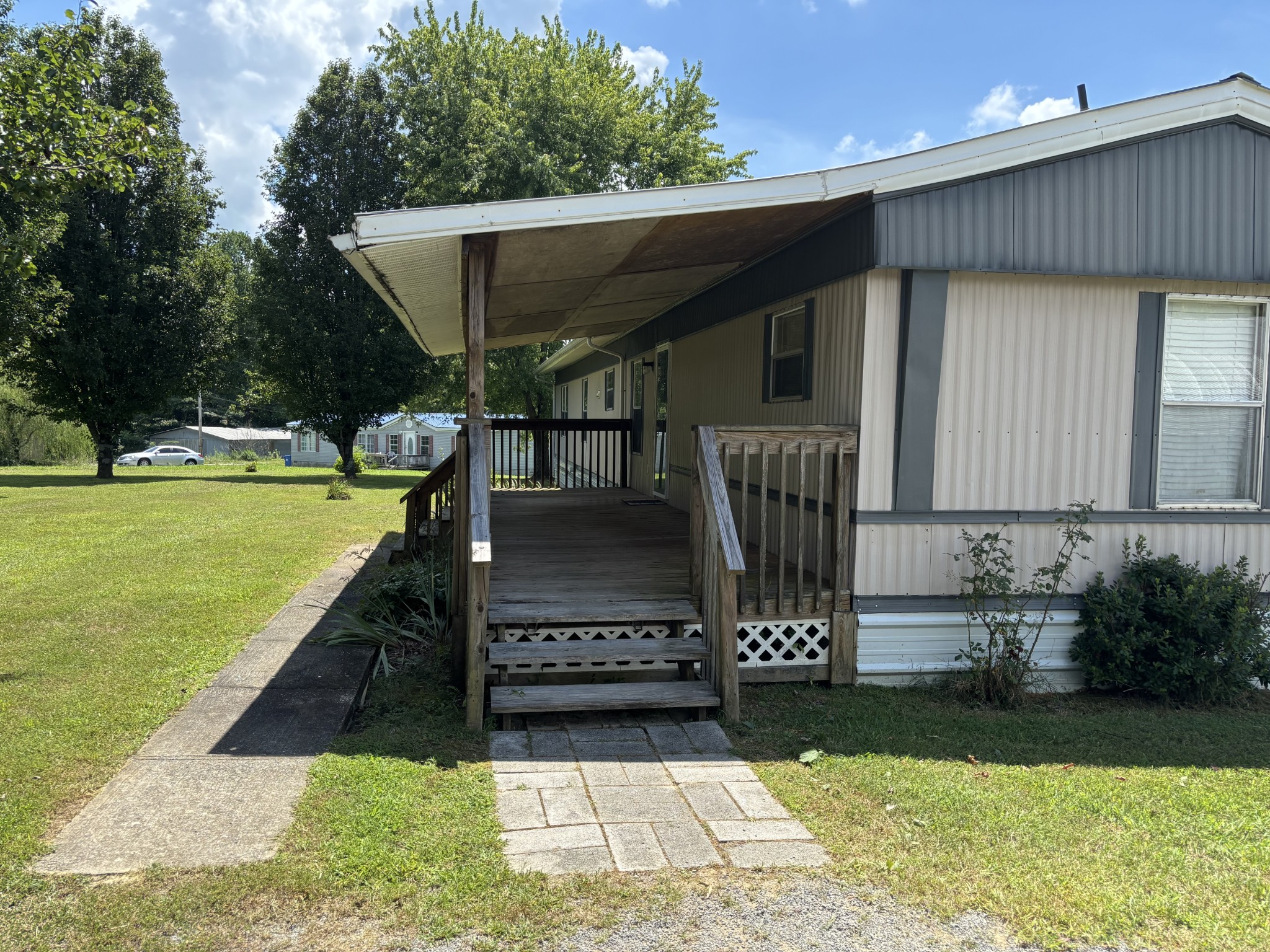 152 Earl Flatt Ln