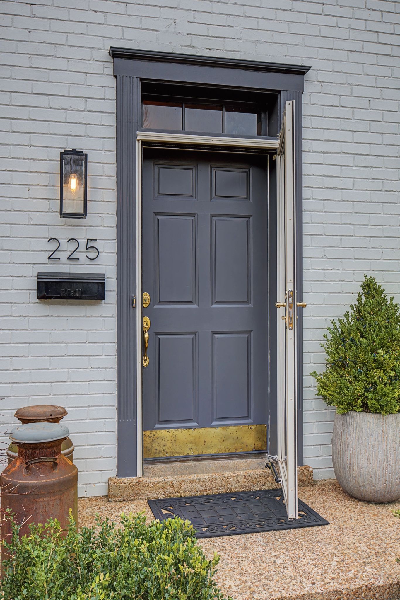 4400 Belmont Park Ter 225