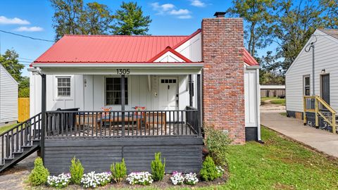 1305 Cardinal Ave Nashville TN 37216