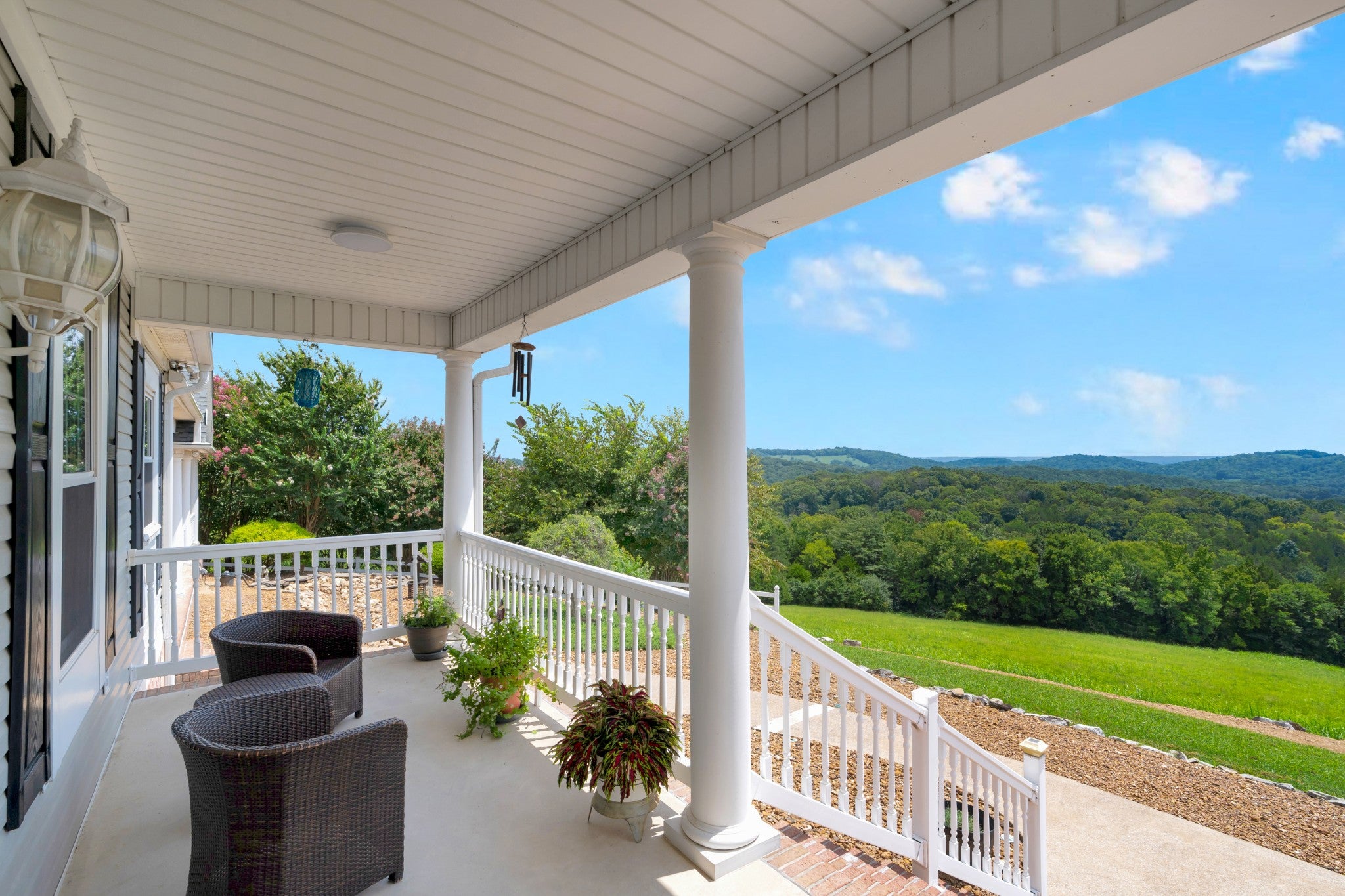 127 Barnes Hollow Rd