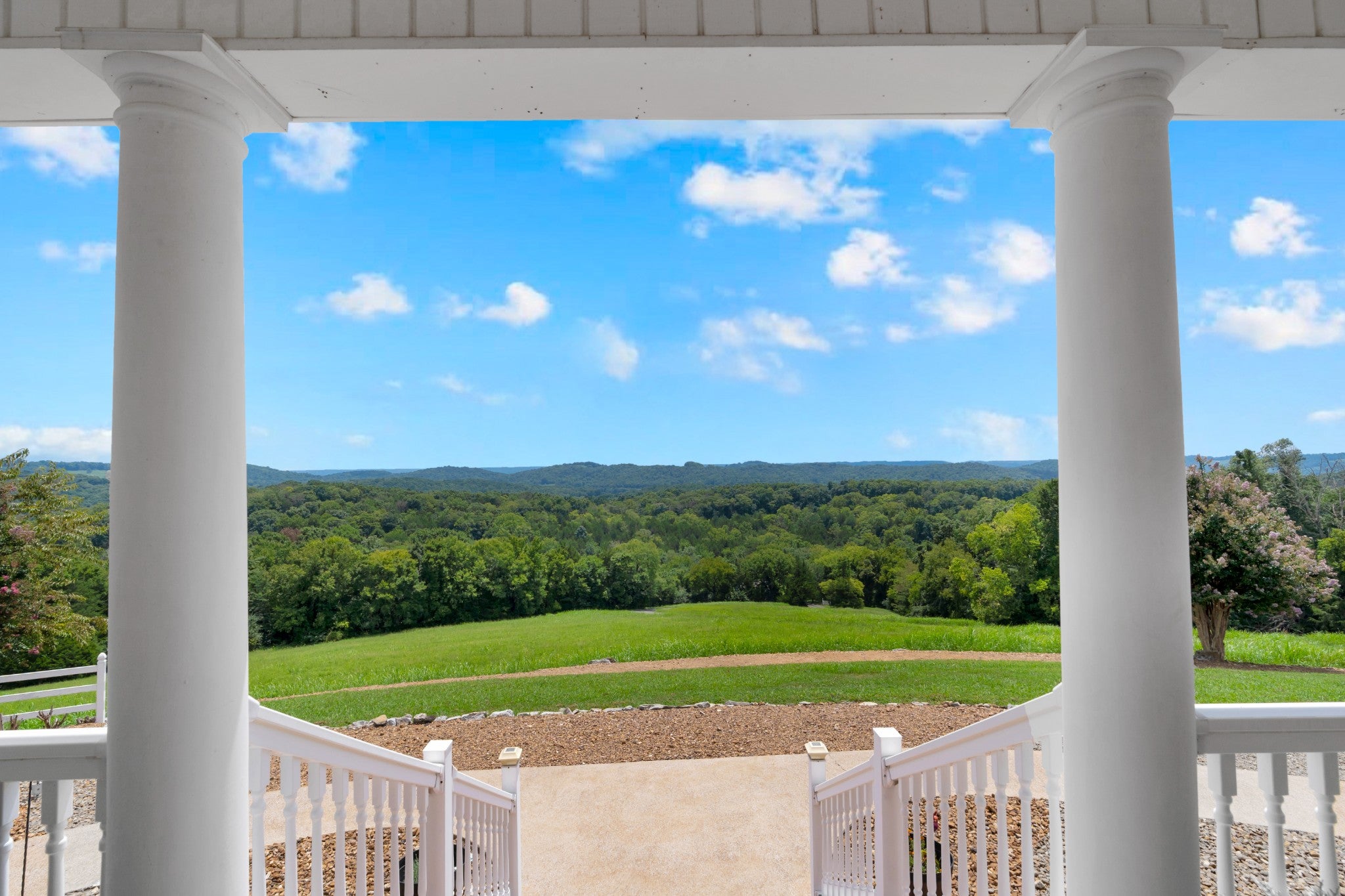 127 Barnes Hollow Rd