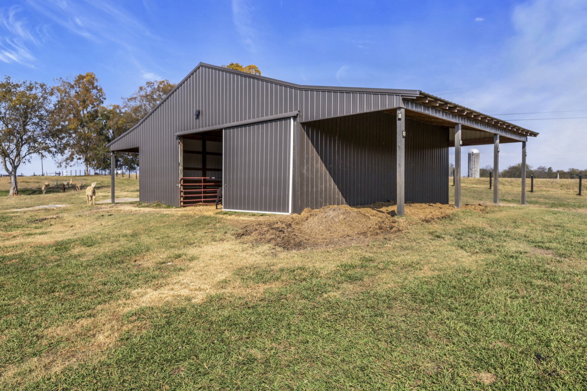 Lewisburg, Tennessee 37091, United States, 4 Bedrooms Bedrooms, ,6 BathroomsBathrooms,Residential,Active,36010