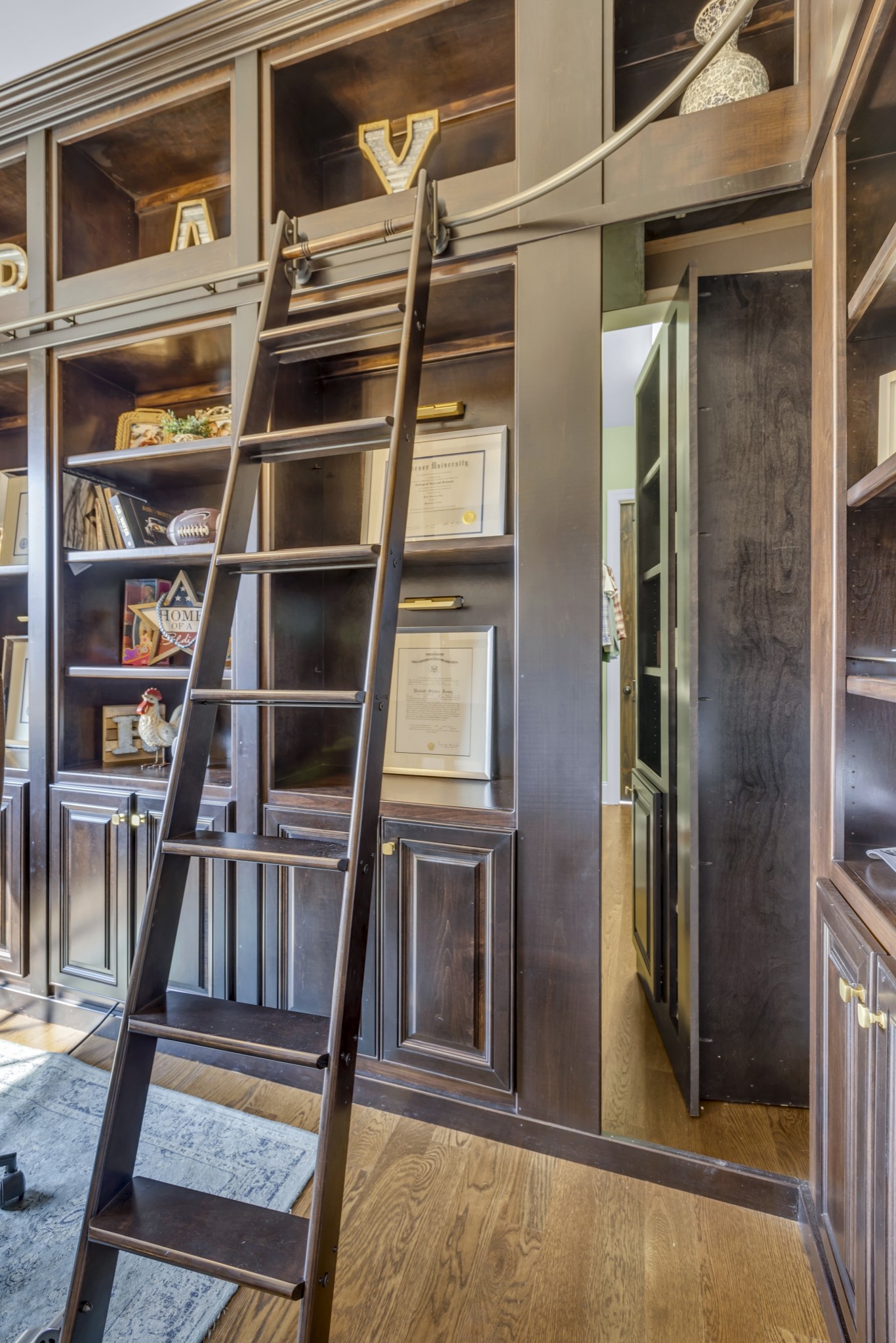 Lewisburg, Tennessee 37091, United States, 4 Bedrooms Bedrooms, ,6 BathroomsBathrooms,Residential,Active,36010