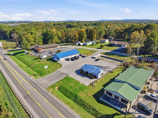 649 SPARTA DR, CROSSVILLE, TN 38555 - Image f1e43a68ee6c8d98f4b8537c59a9c906/374331480