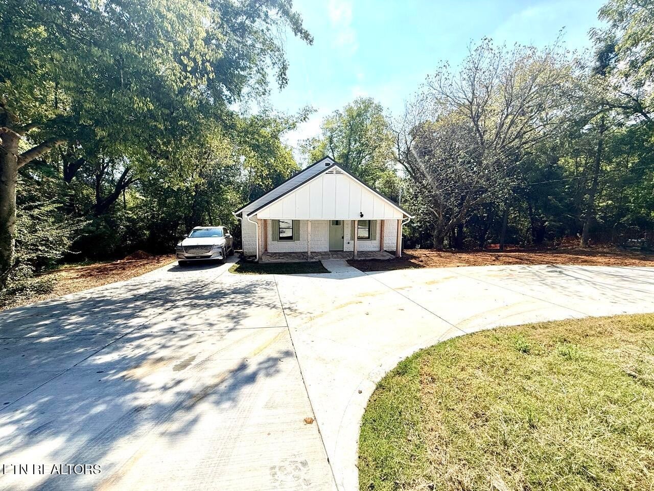 8752 Gleason Drive