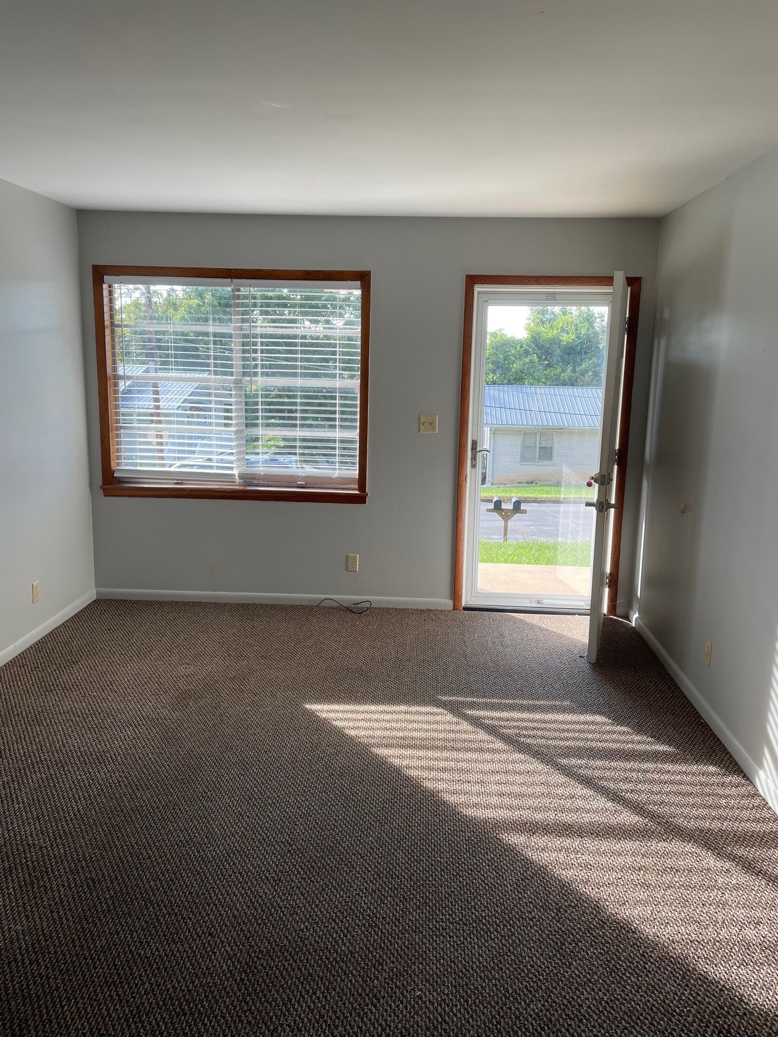 113 Edgehill Dr