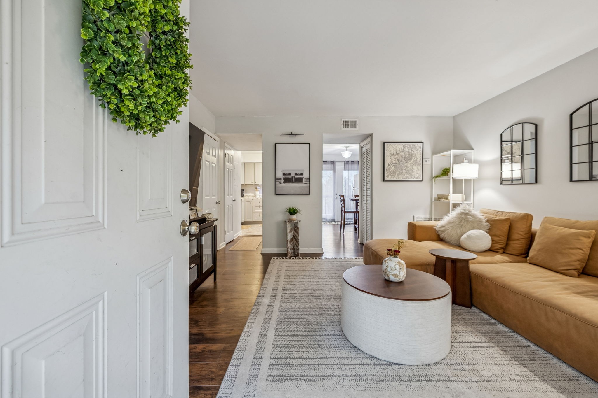 500 Paragon Mills Rd E6