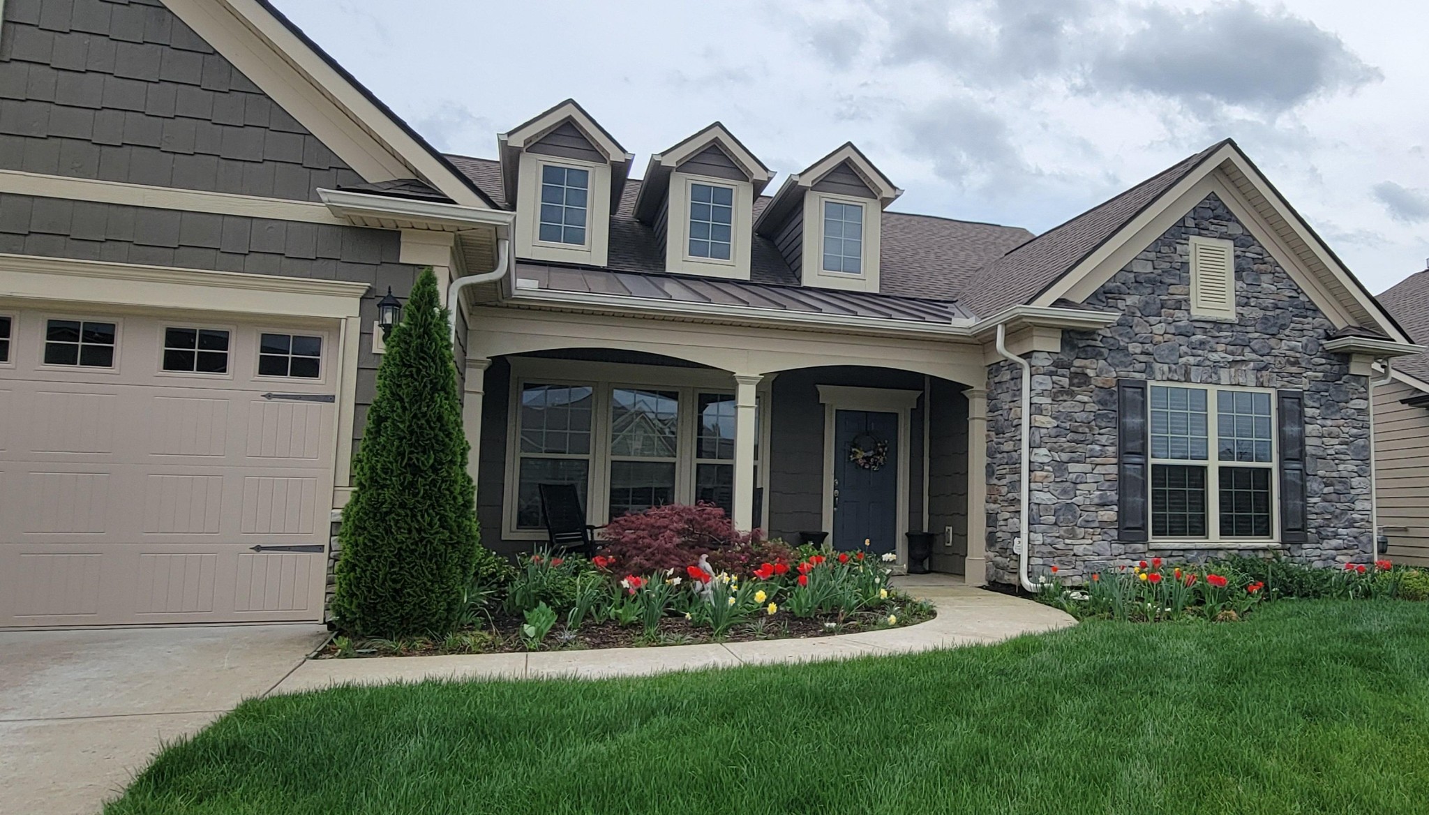 2124 Loudon Hl