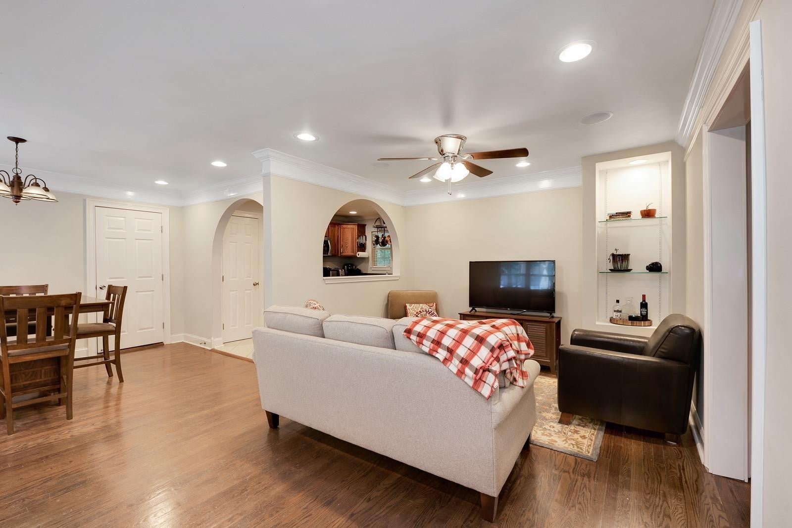 2709 Brunswick Drive