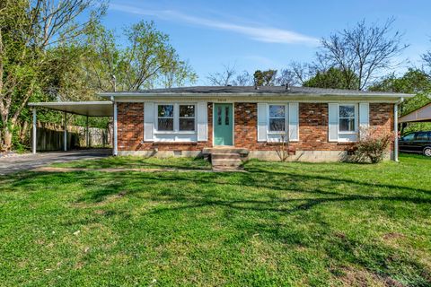 5010 Bonnameade Dr Hermitage TN 37076