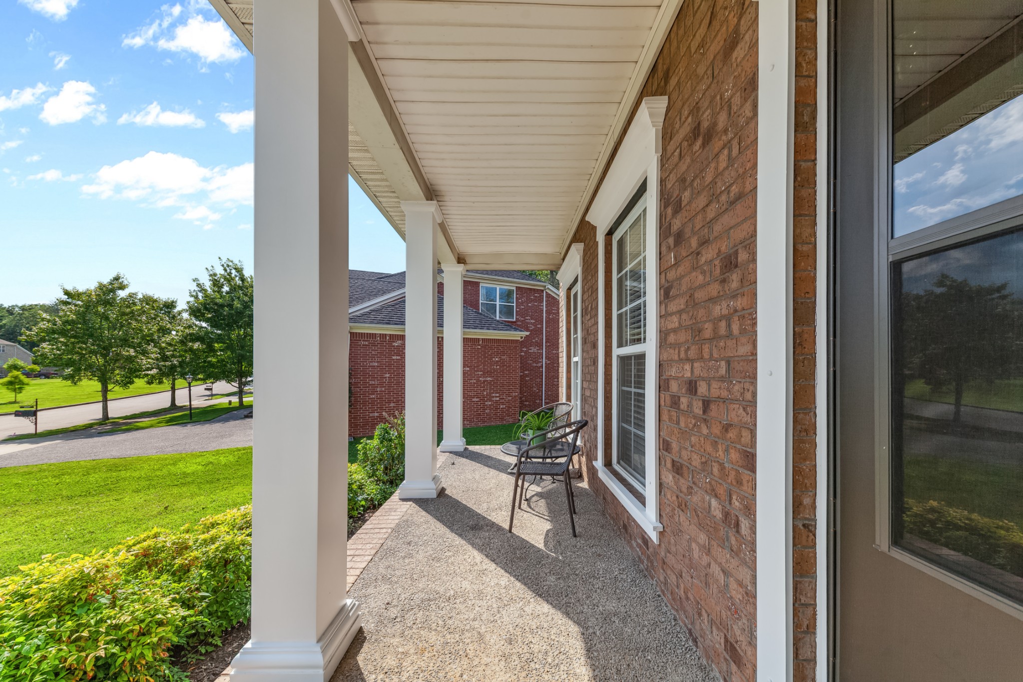 2045 Hawks Nest Ct
