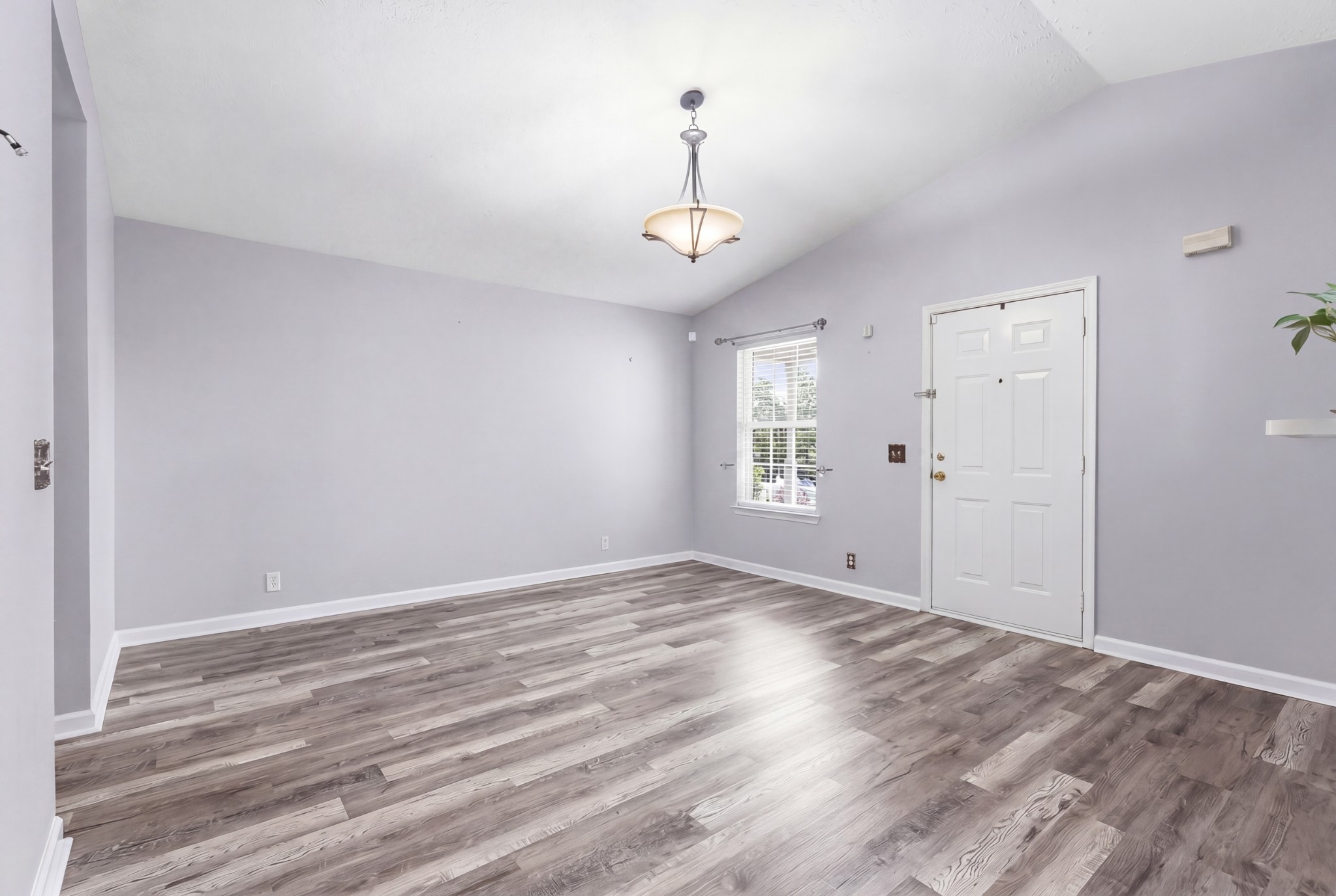 1541 James Gafford Dr