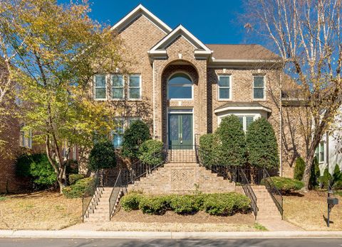 Photo of 327 Whitworth Way, Nashville, TN 37205 (MLS # 3017787)