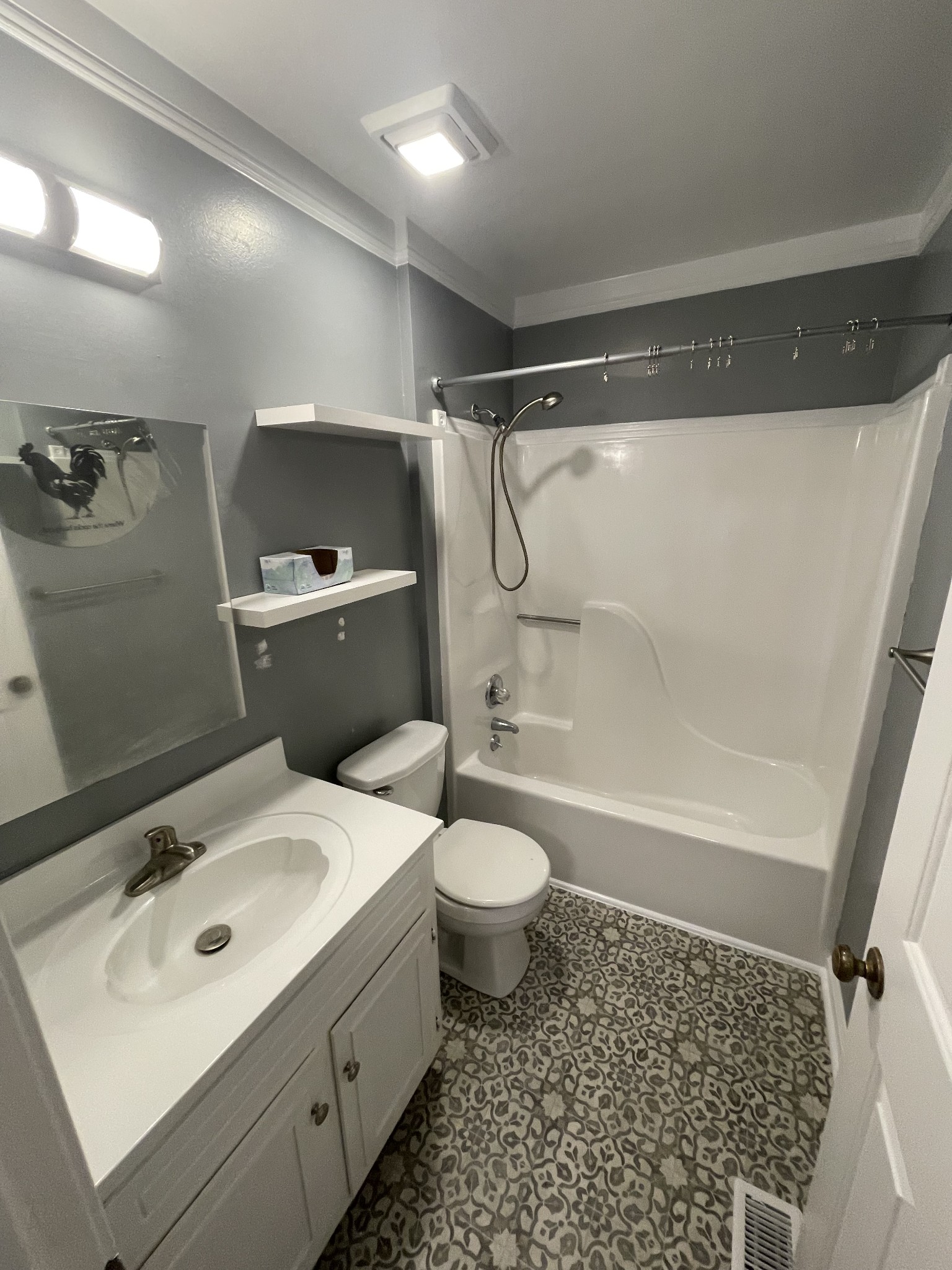 327 Lancaster Rd