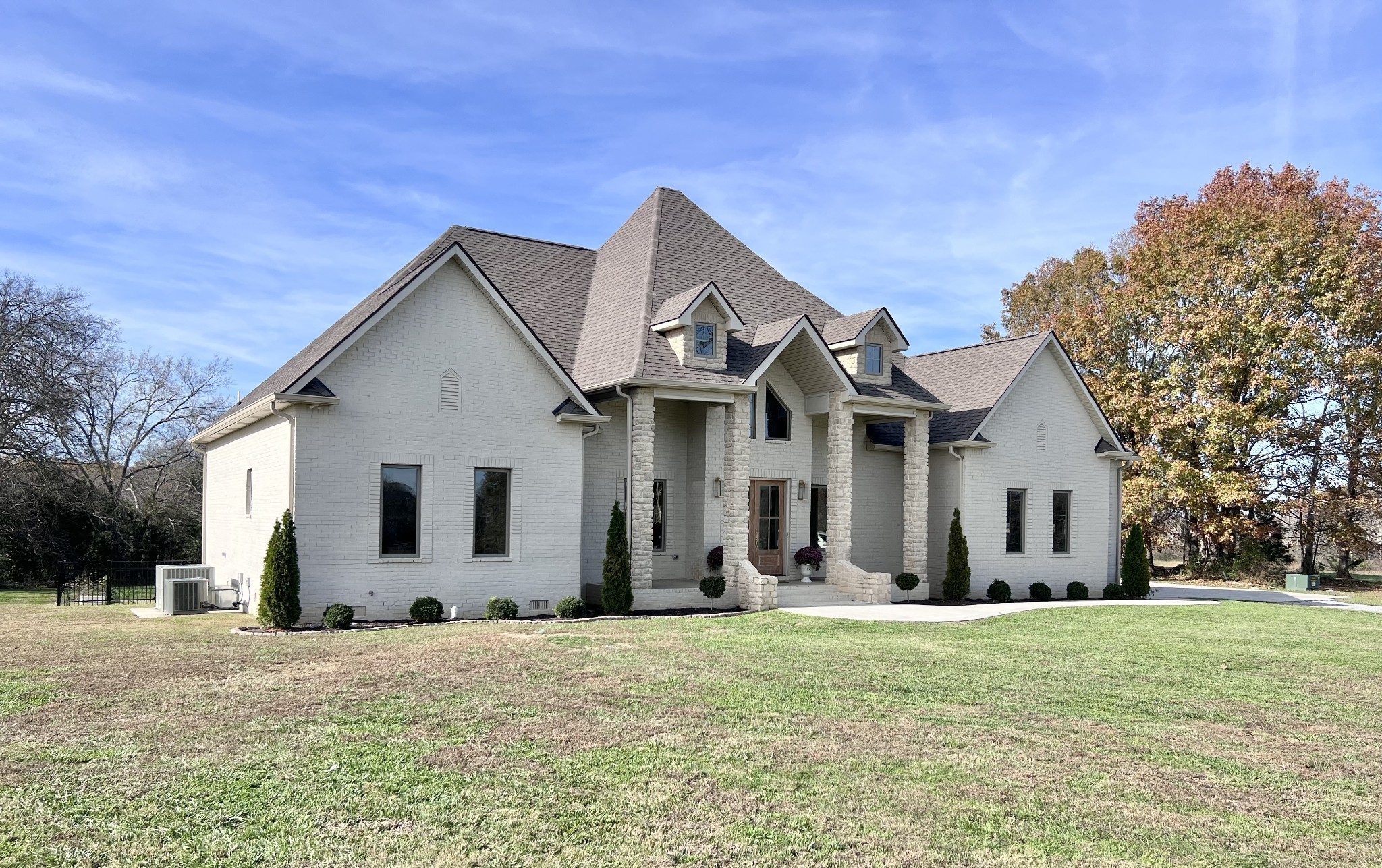 1465 Smith Rd