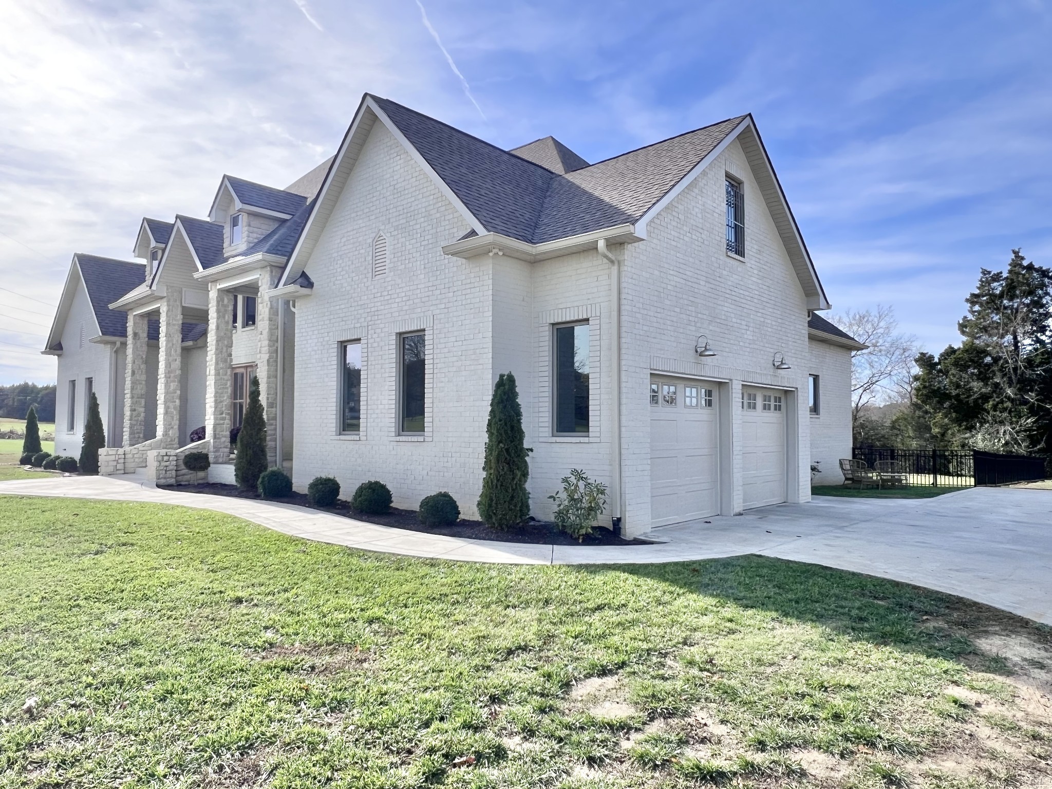 1465 Smith Rd