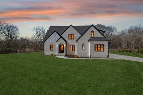 798 Haddon Ln Winchester TN 37398
