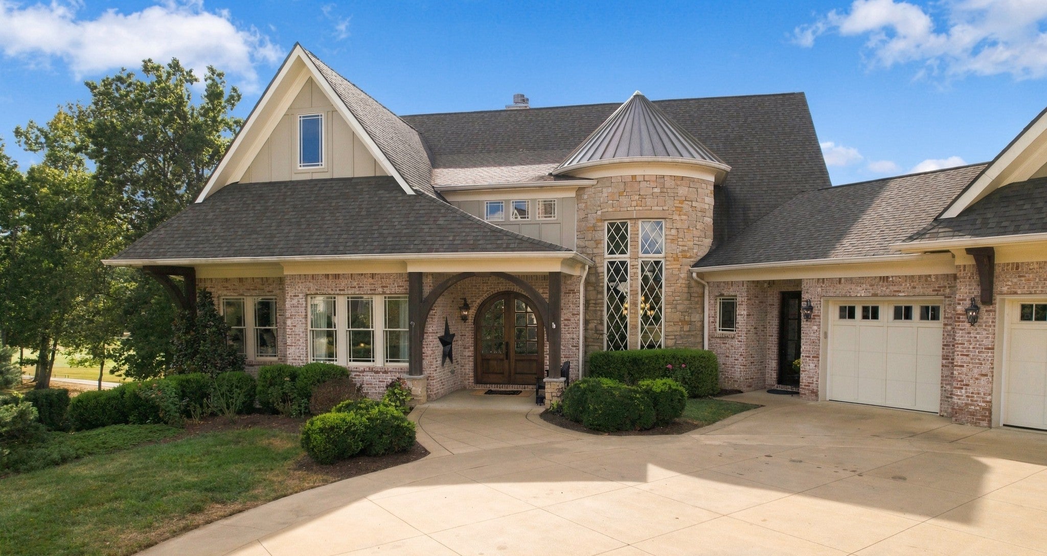 8617 Shortleaf Ct