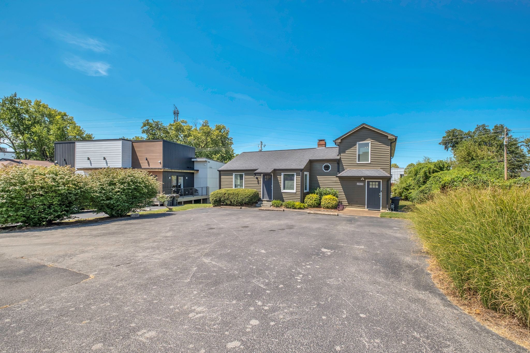 2809 Azalea Pl