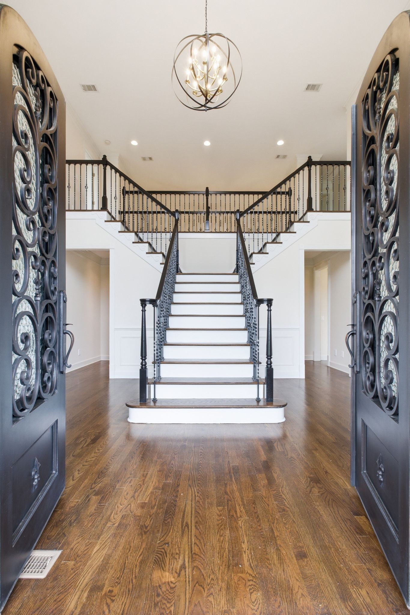Brentwood, Tennessee, 37027, United States, 4 Bedrooms Bedrooms, ,4 BathroomsBathrooms,Residential,Active,2038625