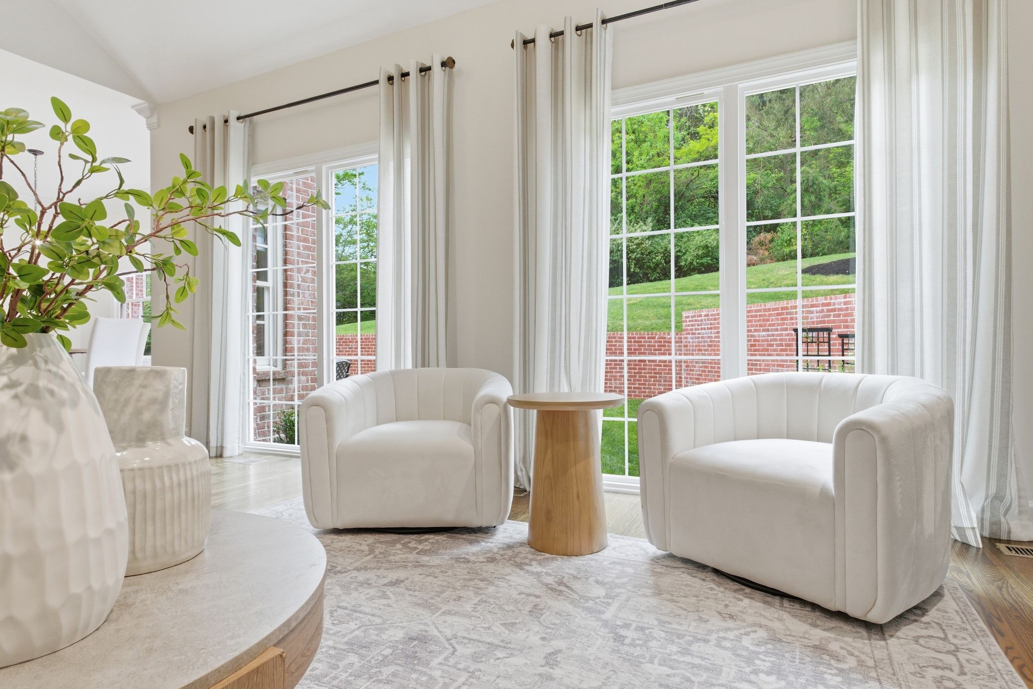 Brentwood, Tennessee, 37027, United States, 4 Bedrooms Bedrooms, ,4 BathroomsBathrooms,Residential,Active,2038625