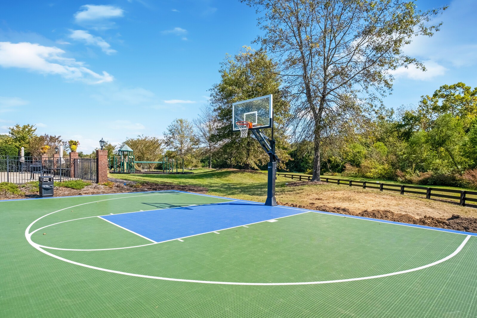 Brentwood, Tennessee, 37027, United States, 4 Bedrooms Bedrooms, ,4 BathroomsBathrooms,Residential,Active,2038625