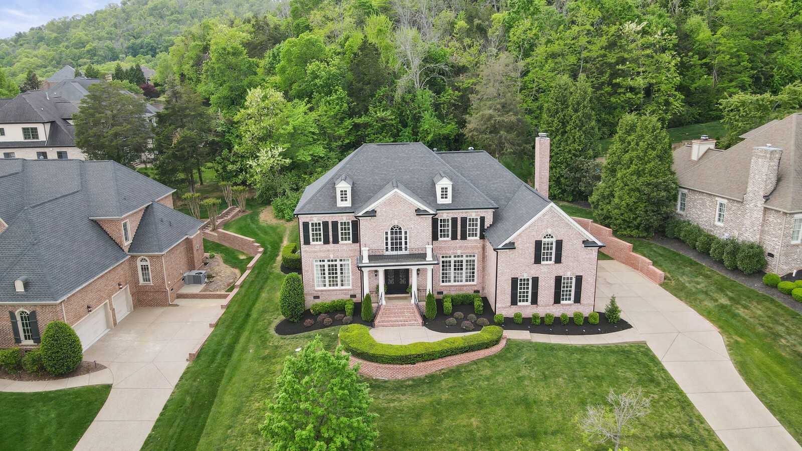 Brentwood, Tennessee, 37027, United States, 4 Bedrooms Bedrooms, ,4 BathroomsBathrooms,Residential,Active,2038625