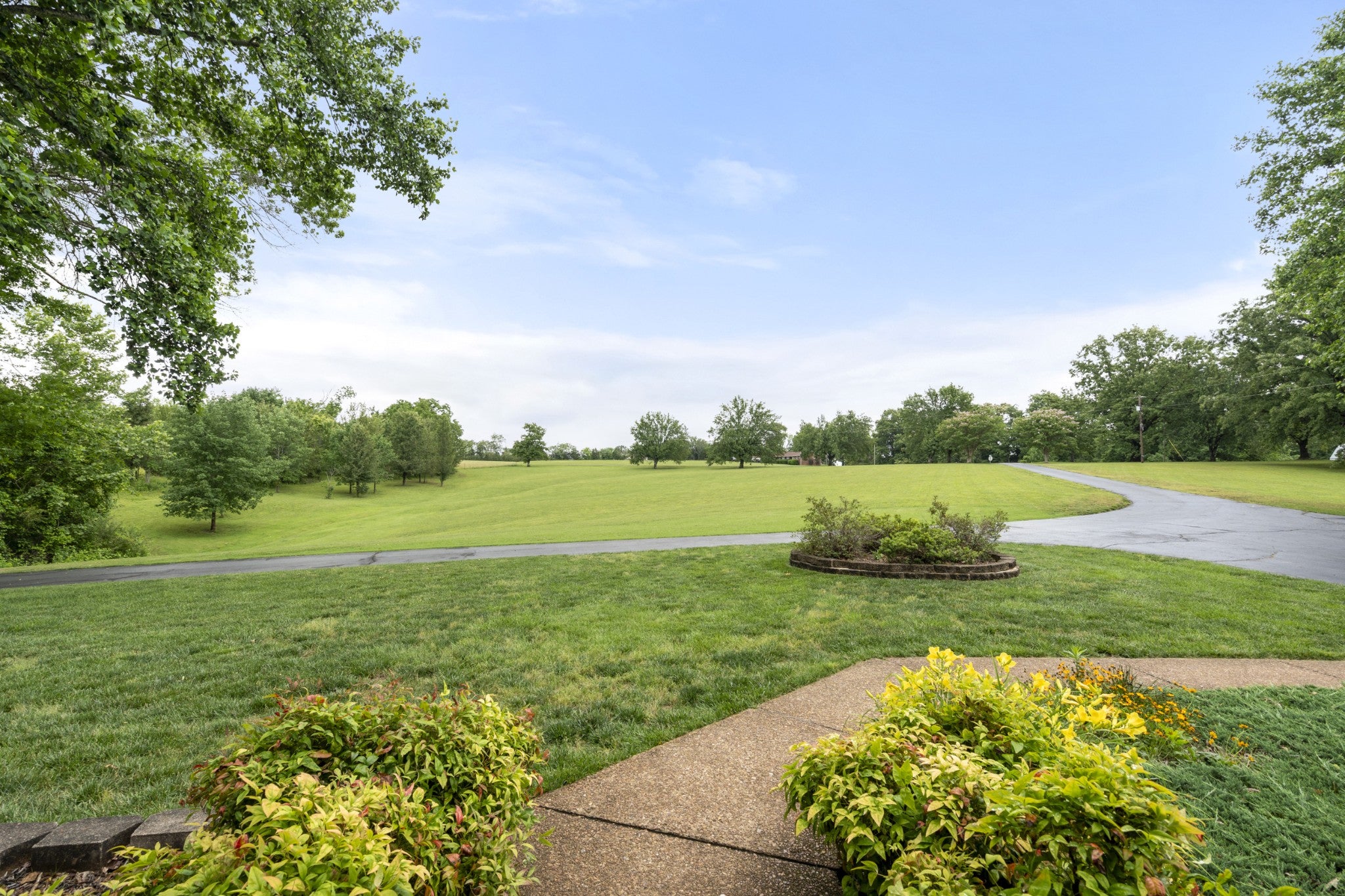 1100 Mill Rd