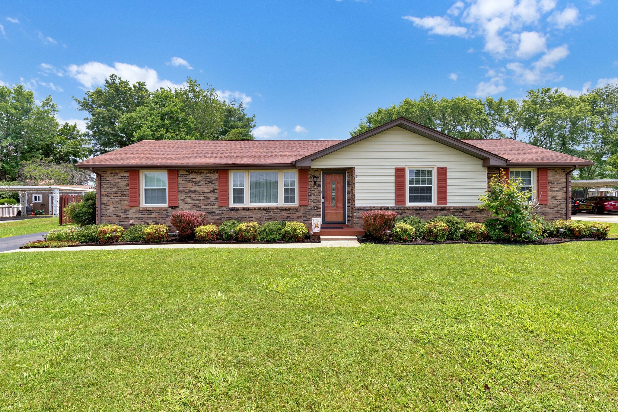 Middle Tennessee Properties 3 316 W Hutchinson Dr