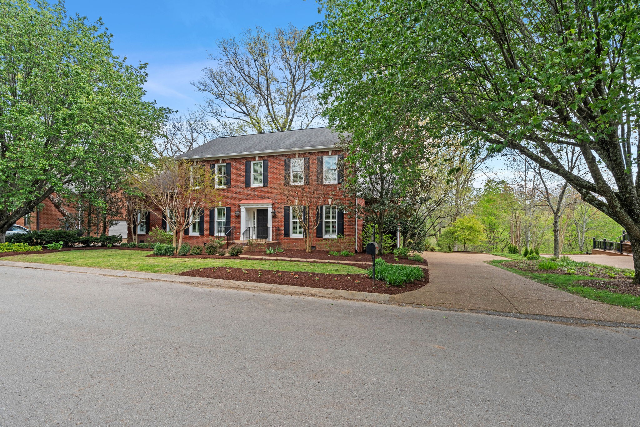 5533 Cottonport Dr