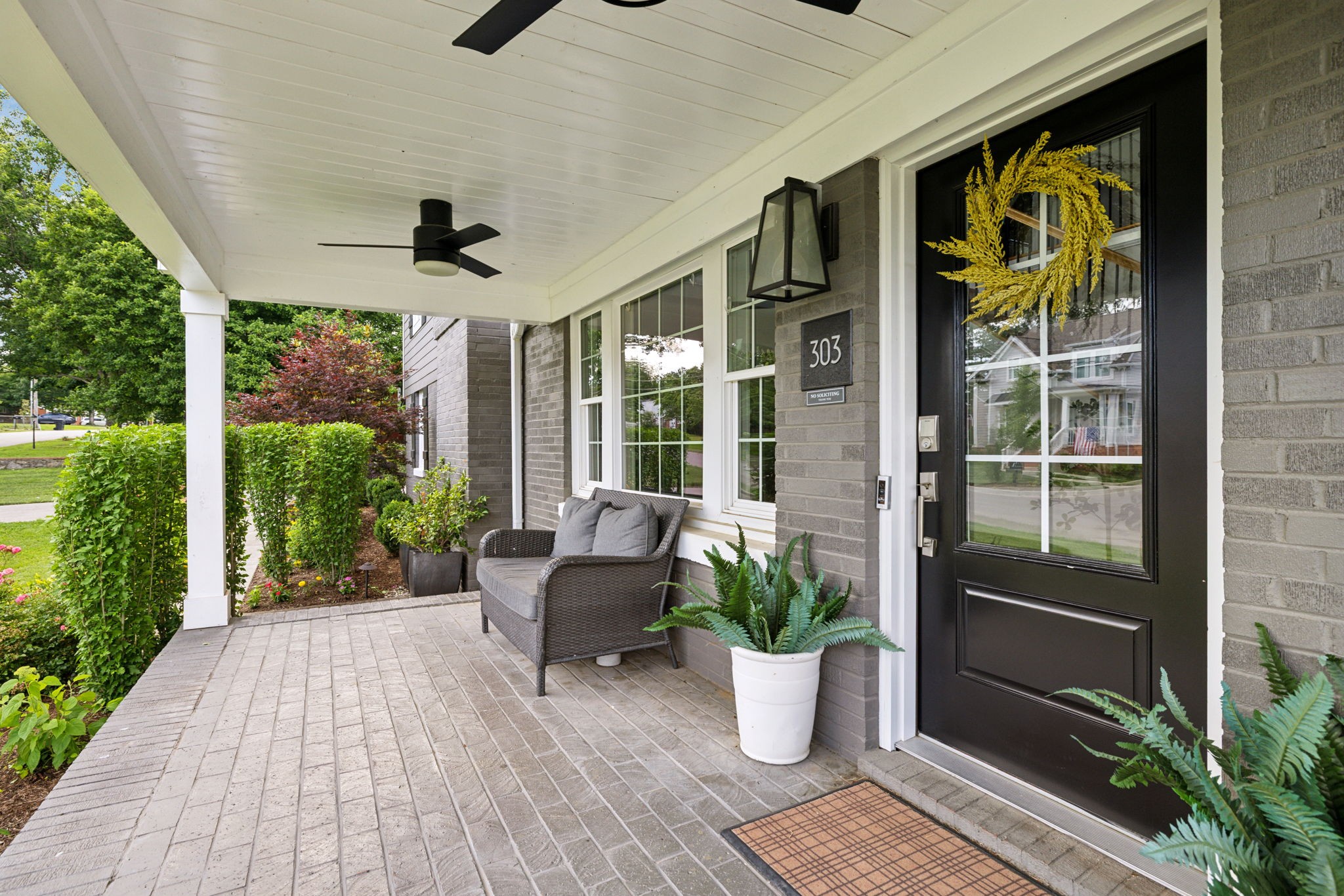 303 Avondale Dr