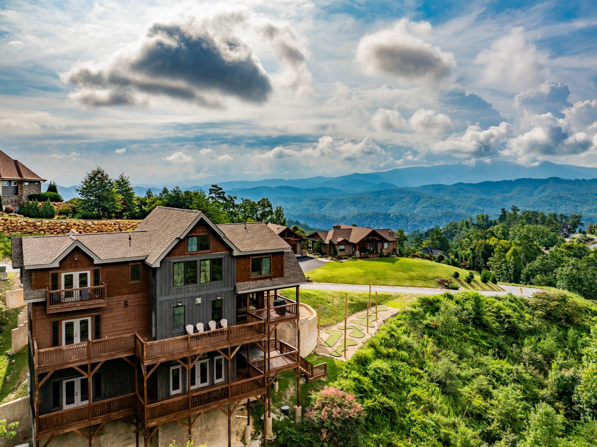 2920 Misty Bluff Trl