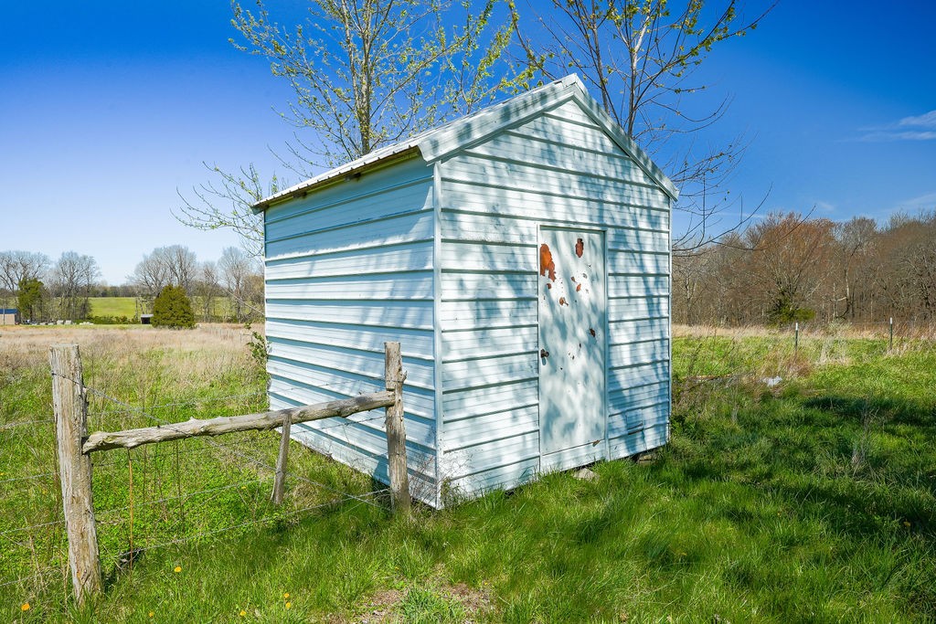 752 Stuart Chapel Rd